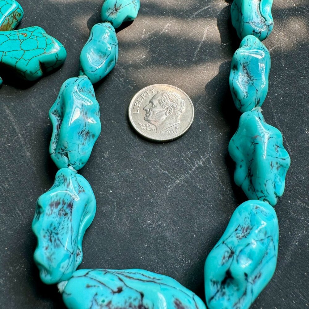 two necklaces and earrings: Turquoise Chips  & Faux Turquoise - Picture 7 of 12